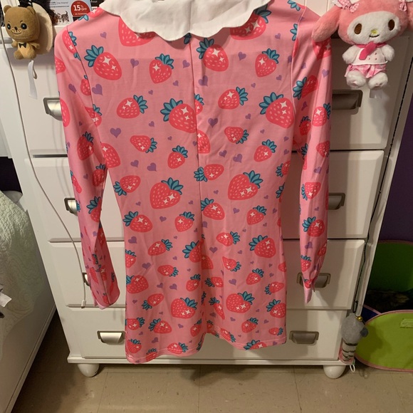 Sugar Thrillz Pink strawberry ruffle collard dress - Picture 3 of 8